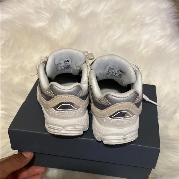 Toddler’s New Balance Sneakers - Picture 2 of 5
